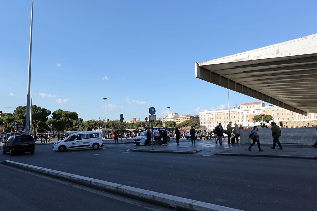 AdoraSuite 2 Roma Exterior foto